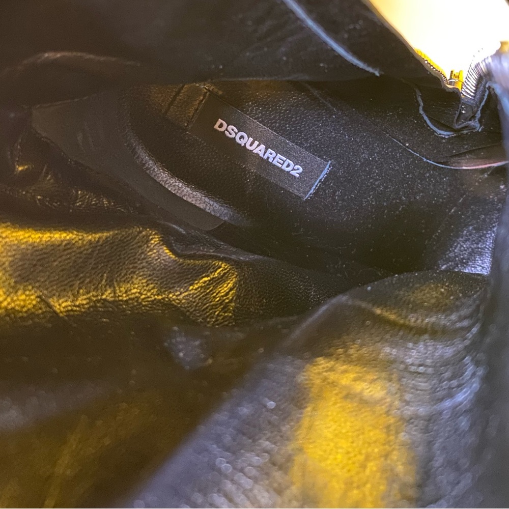 DSQUARED2 Abrasivato Nero Ankle Boots with receipt + packaging 🗃️ LIKE NEW 🗃️ - Picture 9 of 14